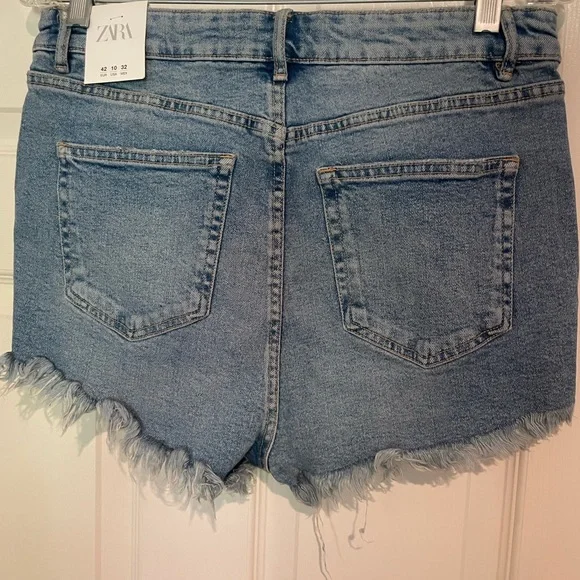 Zara High Rise Jean Shorts- Size 10 - Picture 3 of 5